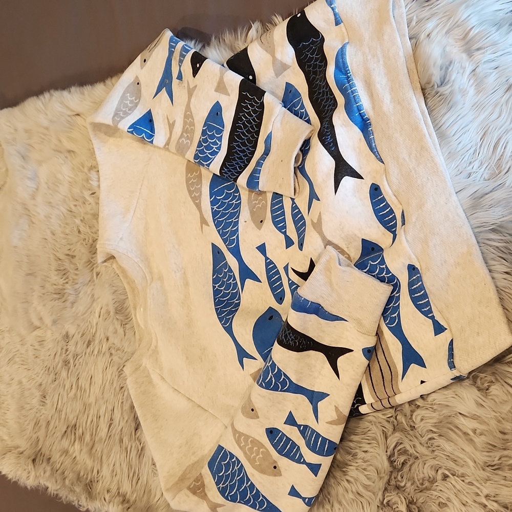 Fish sweatshirt